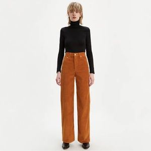 Rare corduroy Burnt orange Levi's corduroys